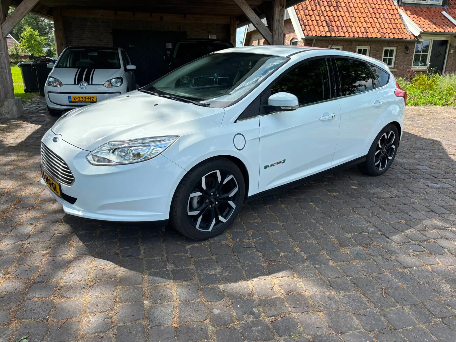 Ford Focus (2014) — foto 1