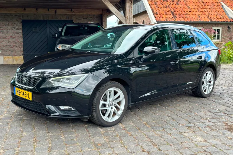 SEAT Leon (2015)
