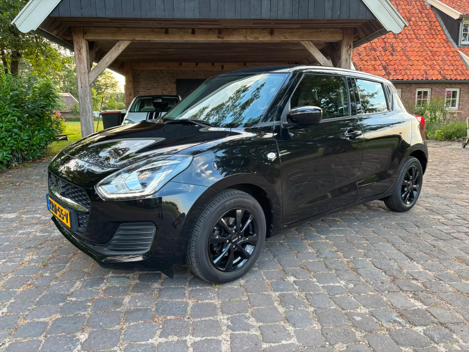 Suzuki Swift (2021) — foto 1