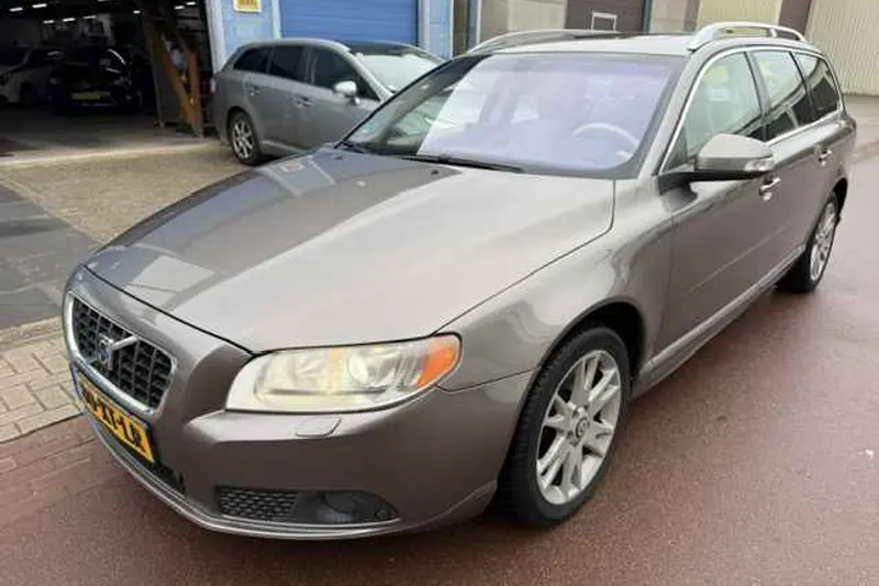 Volvo V70 (2007)