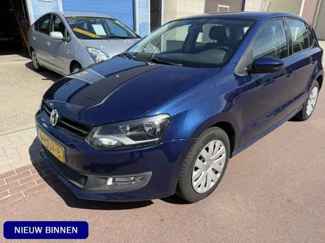 Volkswagen Polo (2012) — foto 1