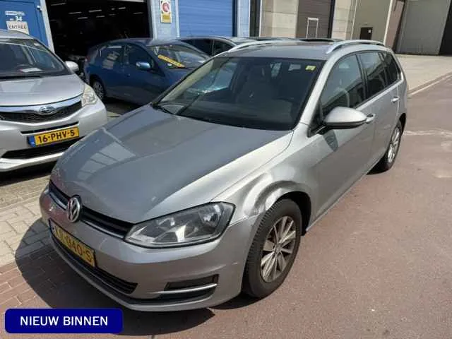 Volkswagen Golf (2014) — foto 1