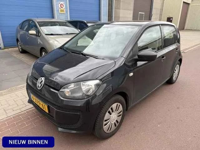 Volkswagen Up! (2014) — foto 1