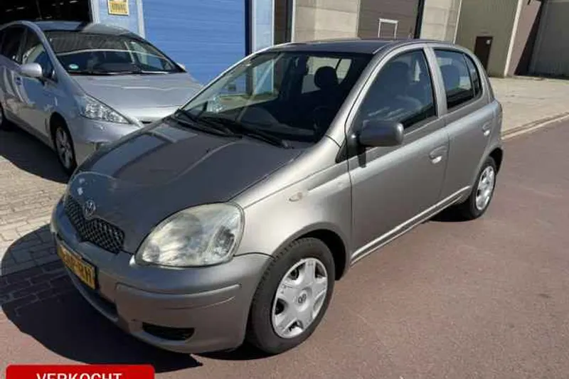 Toyota Yaris (2004)