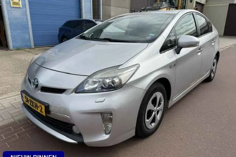 Toyota Prius (2012)