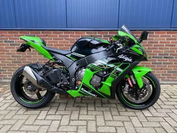 Kawasaki ZX-10R (2017) — foto 1