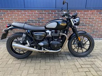 Triumph Street Twin (2021) — foto 1