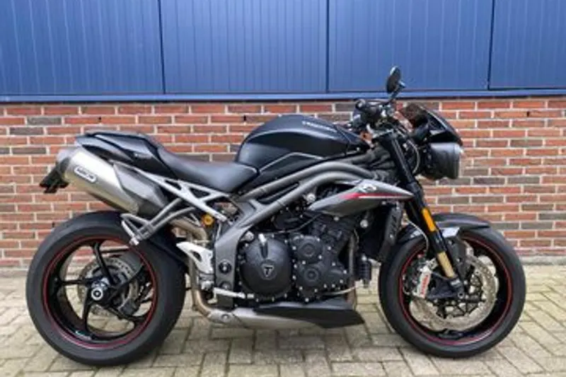 Triumph Speed Triple 1050 (2018)
