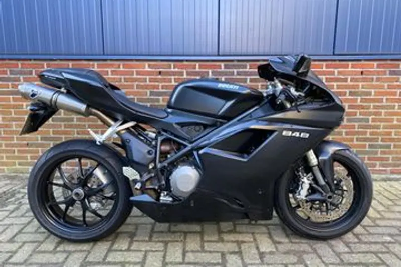 MG DUCATI848 (2010)
