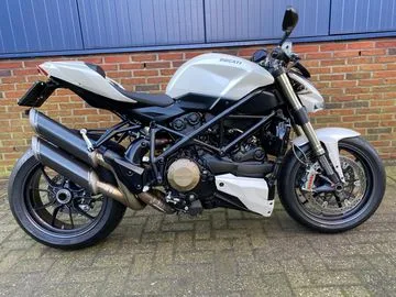 MG DUCATISTREETFIGHTER (2010) — foto 1