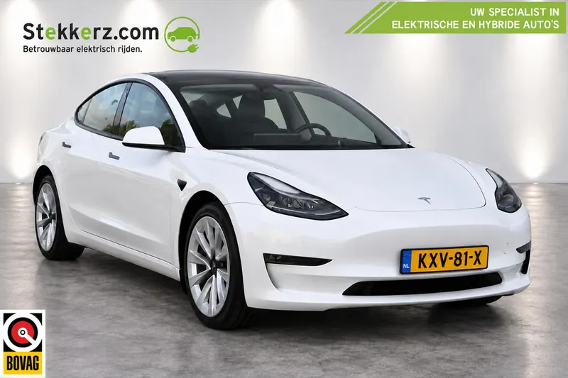 Tesla Model 3 (2023)