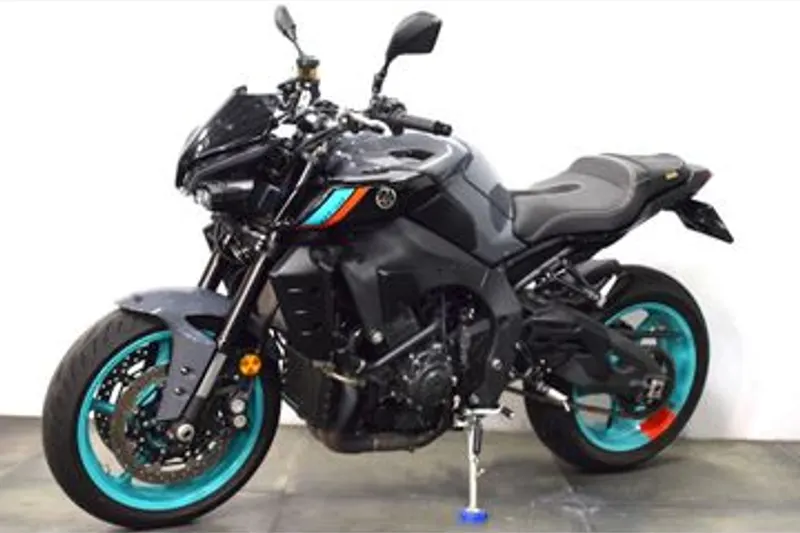 Yamaha MT-10 (2022)