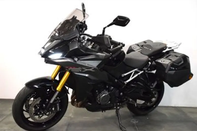 Suzuki GSX-S1000GX (2024)