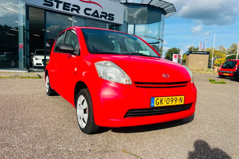 Daihatsu Sirion (2005)