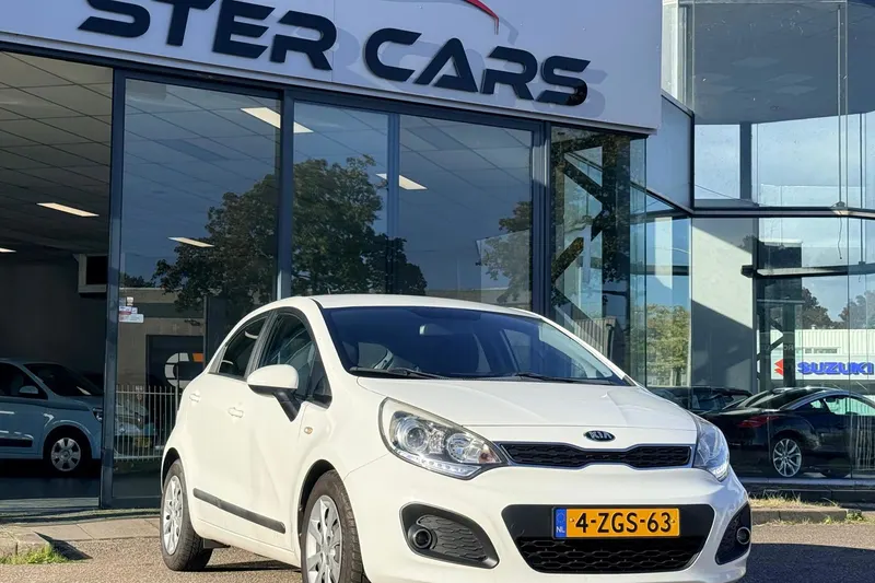 Kia Rio (2015)