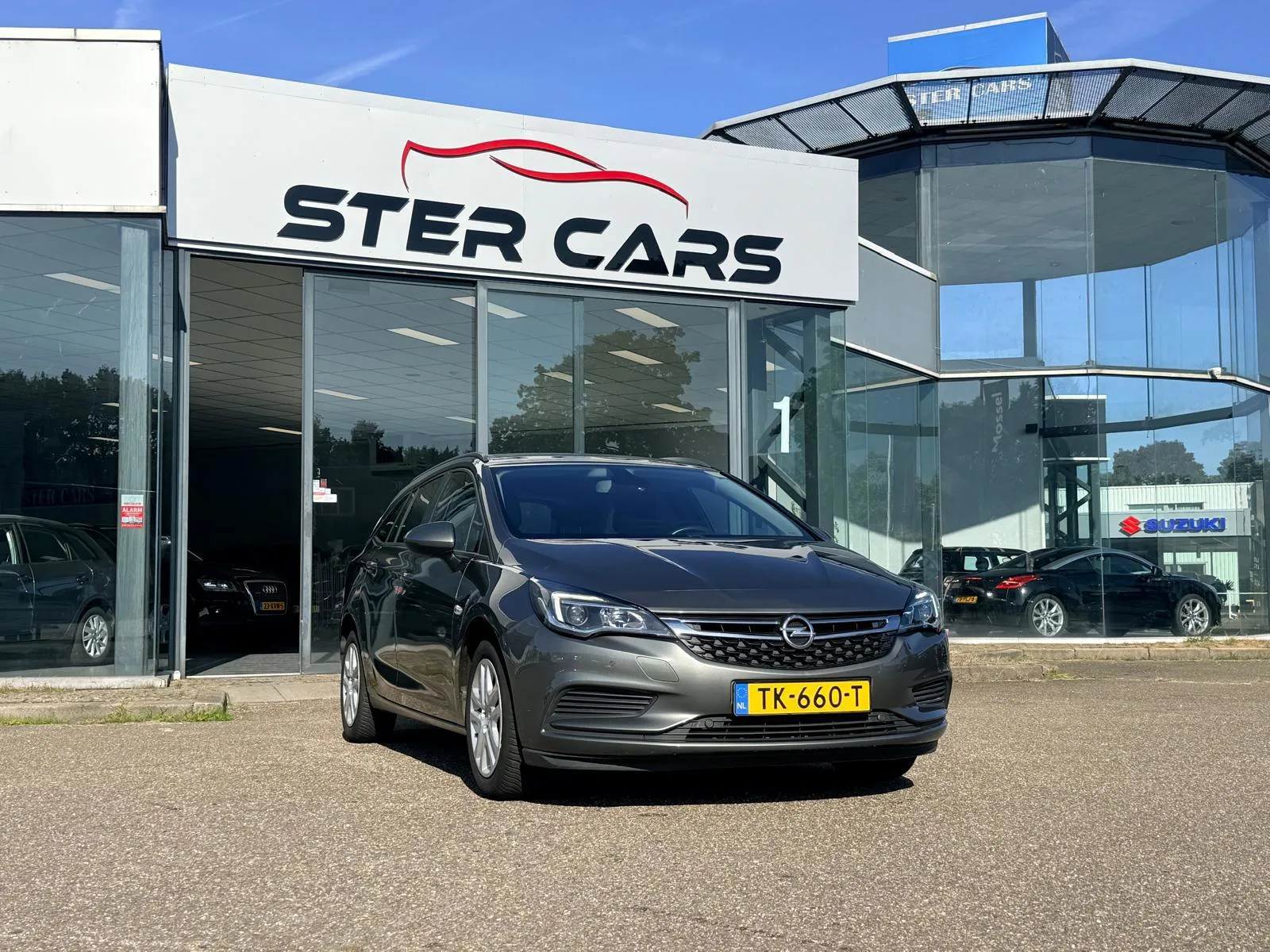 Opel Astra (2018) — foto 1
