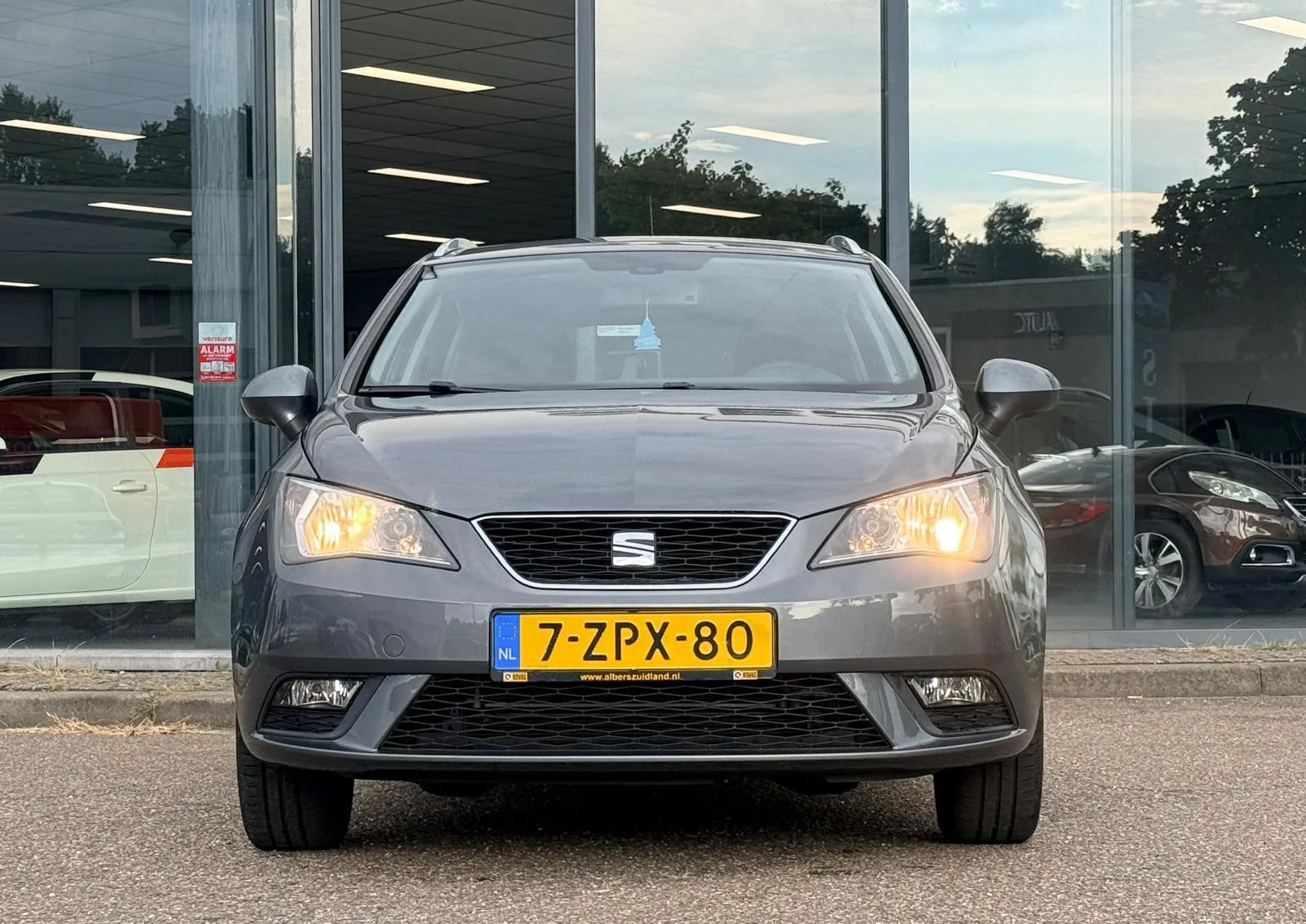 SEAT Ibiza (2015) — foto 1