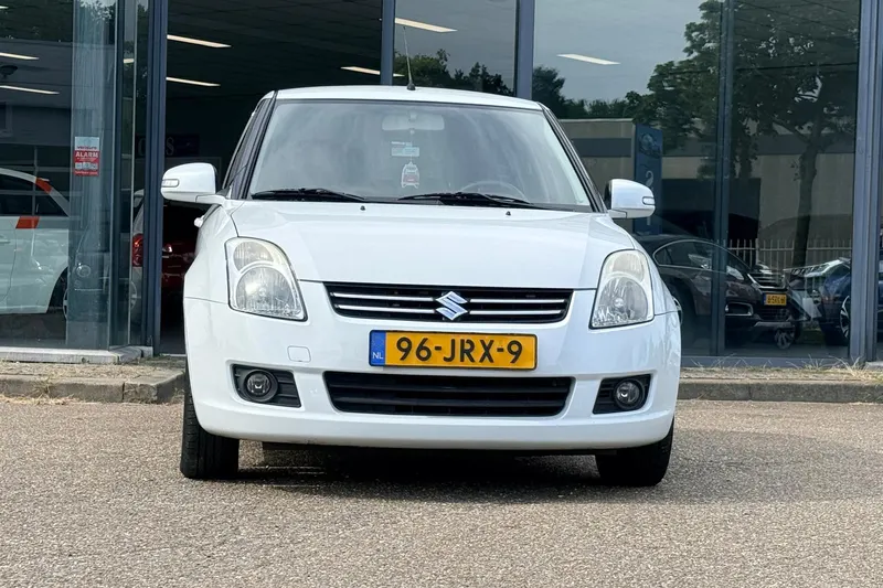 Suzuki Swift (2009)