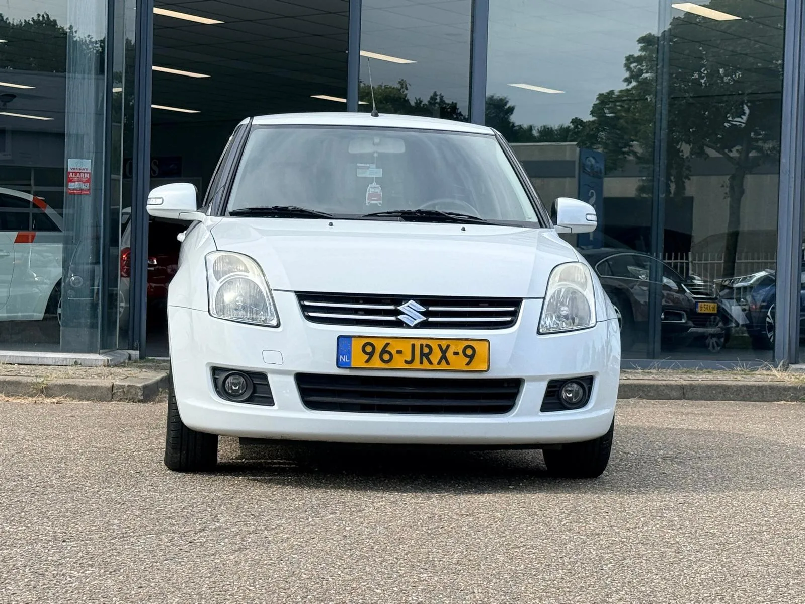 Suzuki Swift (2009) — foto 1