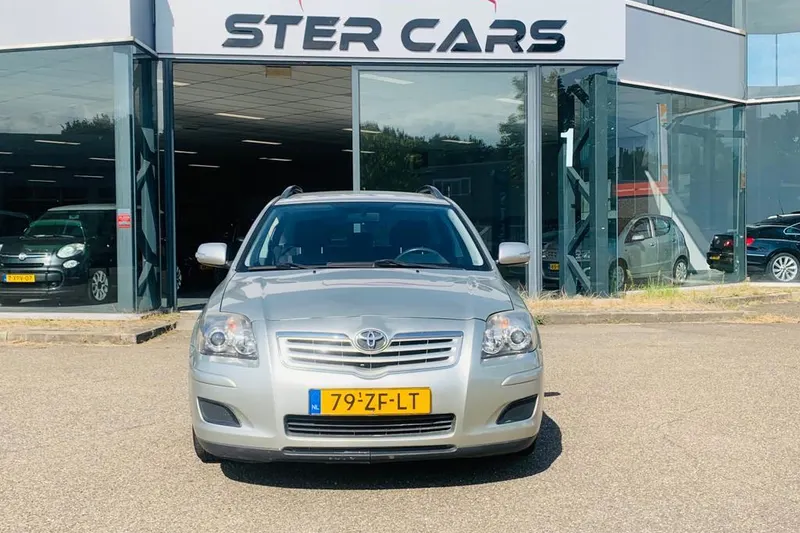 Toyota Avensis (2008)