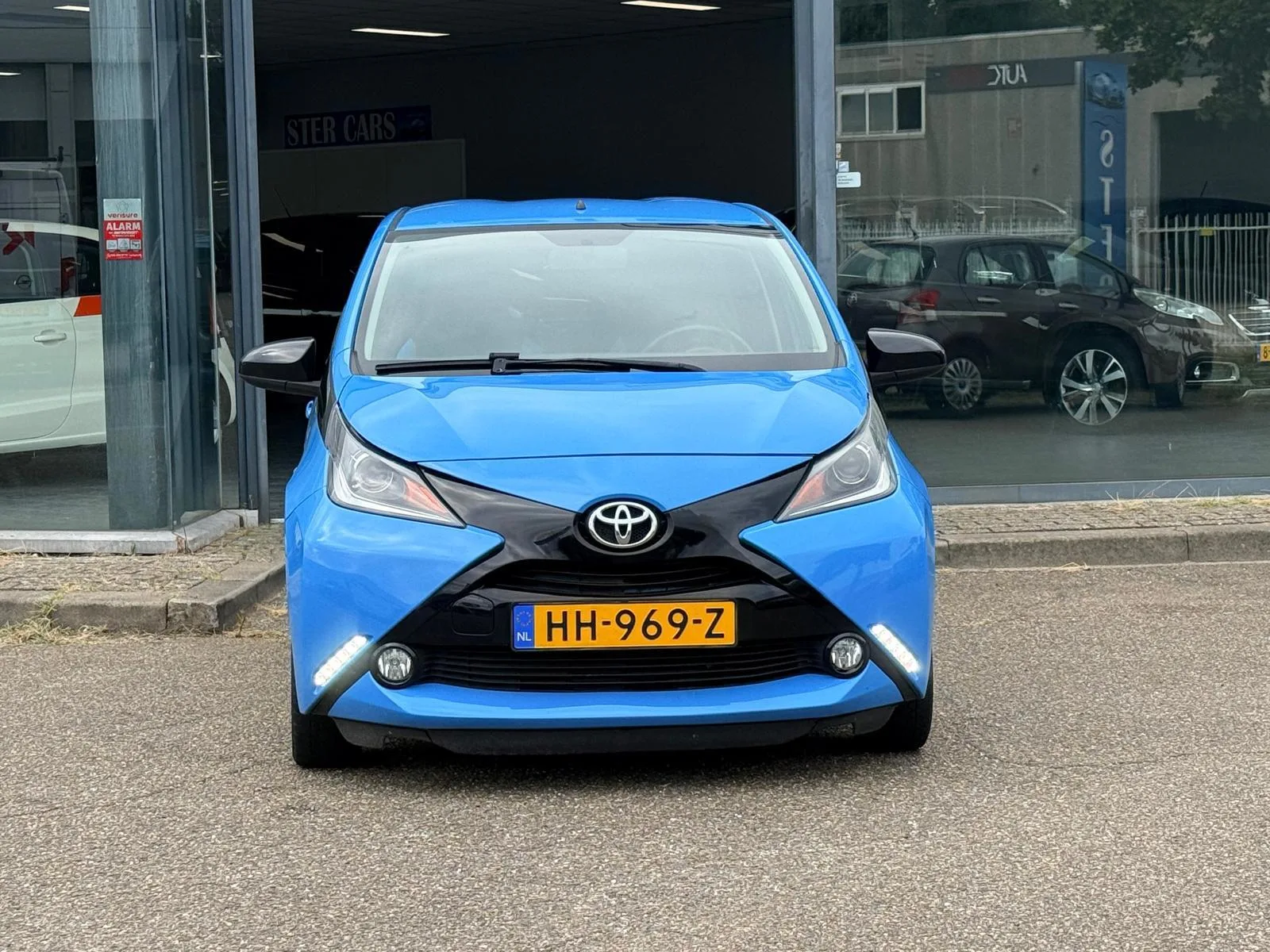 Toyota Aygo (2015) — foto 1