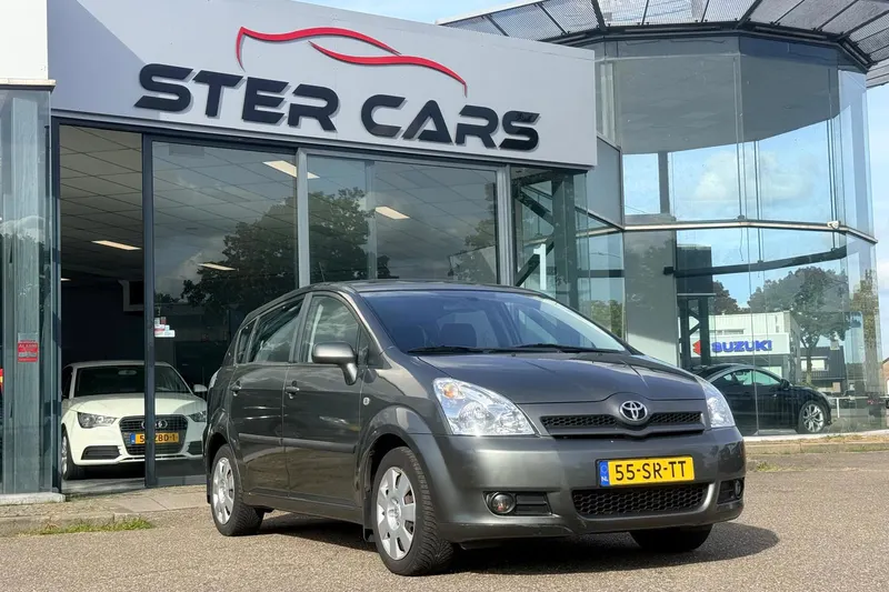 Toyota Verso (2006)