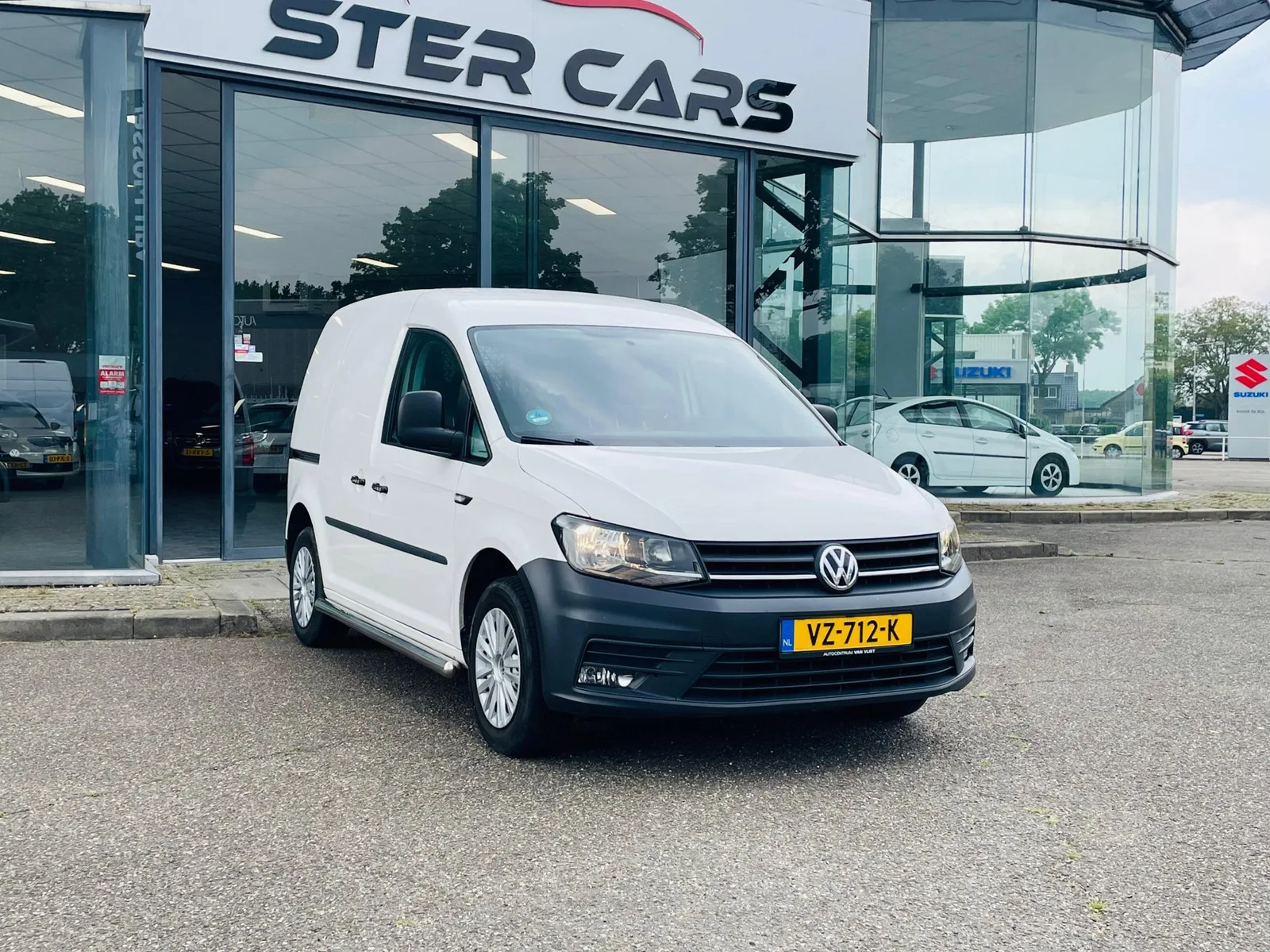 Volkswagen Caddy (2016) — foto 1