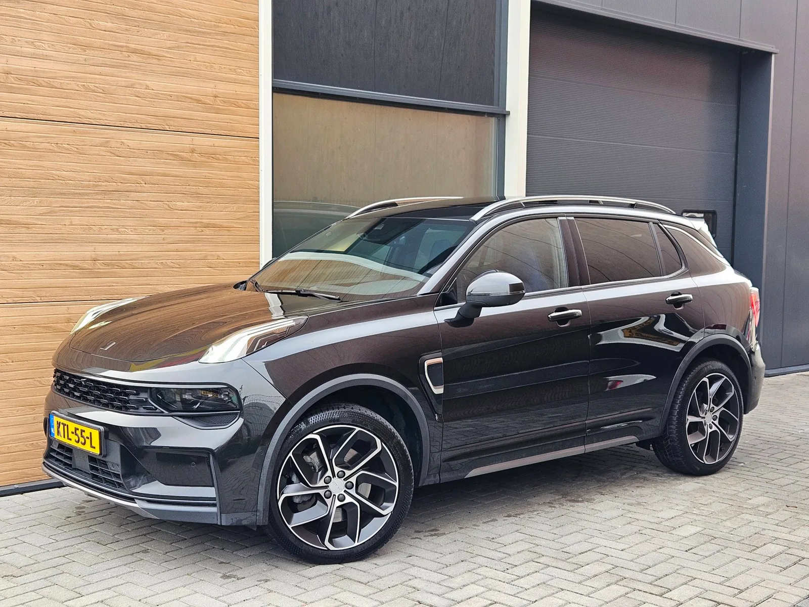 Lynk & Co 01 (2023) — foto 1