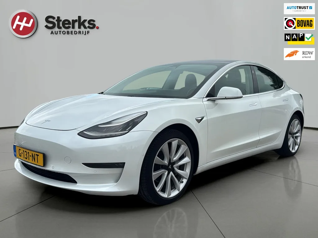 Tesla Model 3 (2019) — foto 1