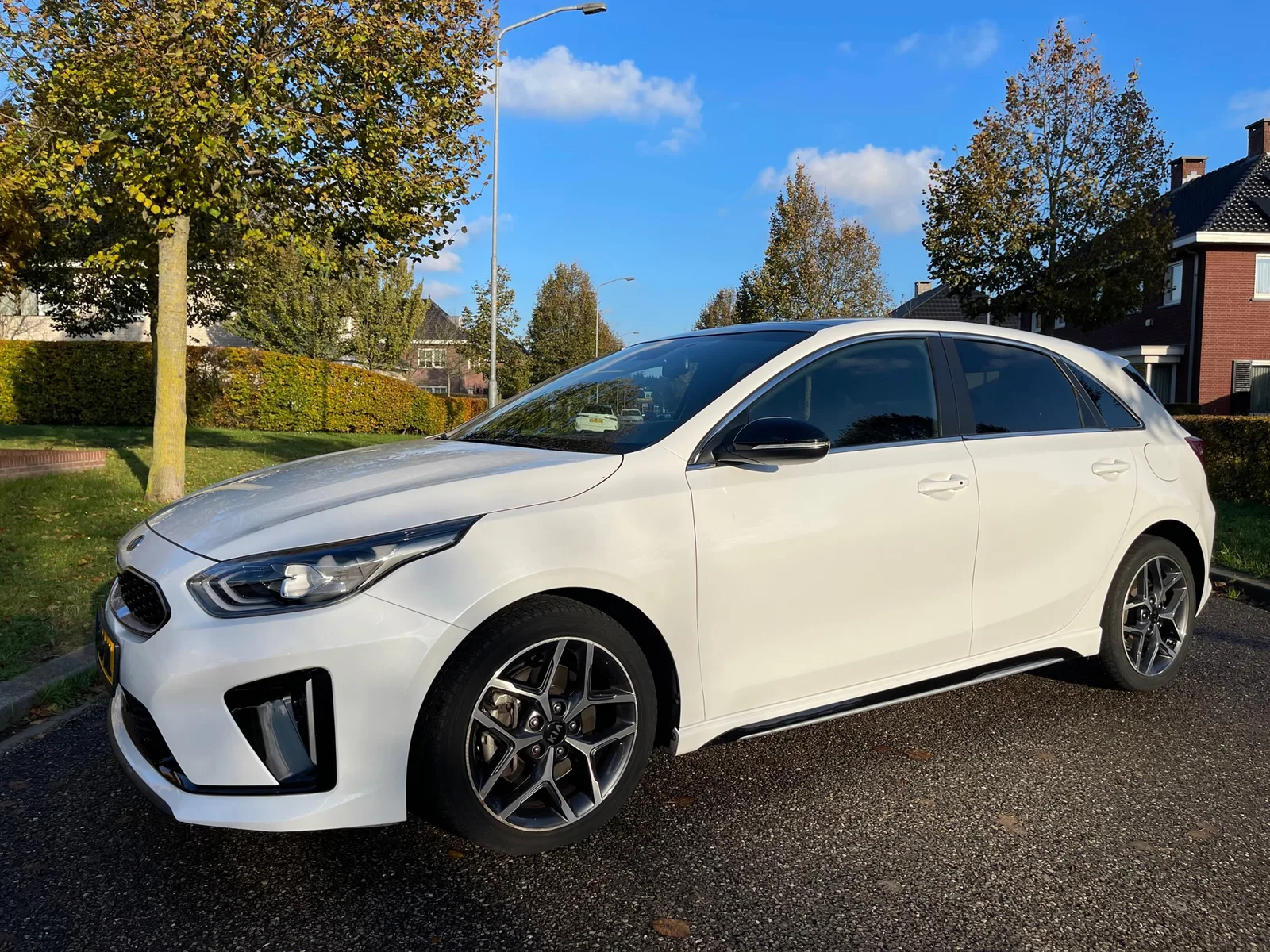 Kia Ceed (2020) — foto 1