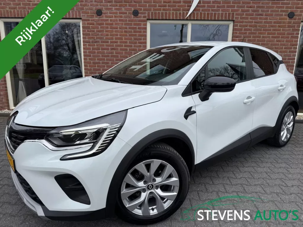 Renault Captur (2022) — foto 1