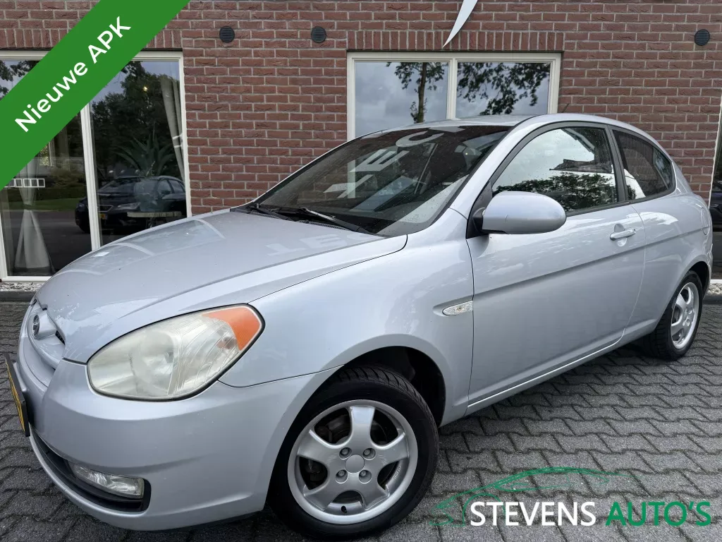Hyundai Accent (2007) — foto 1