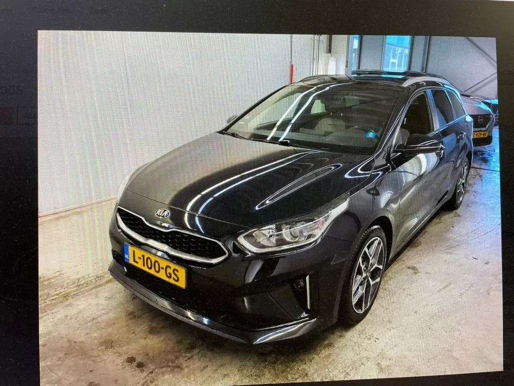 Kia Ceed (2021) — foto 1