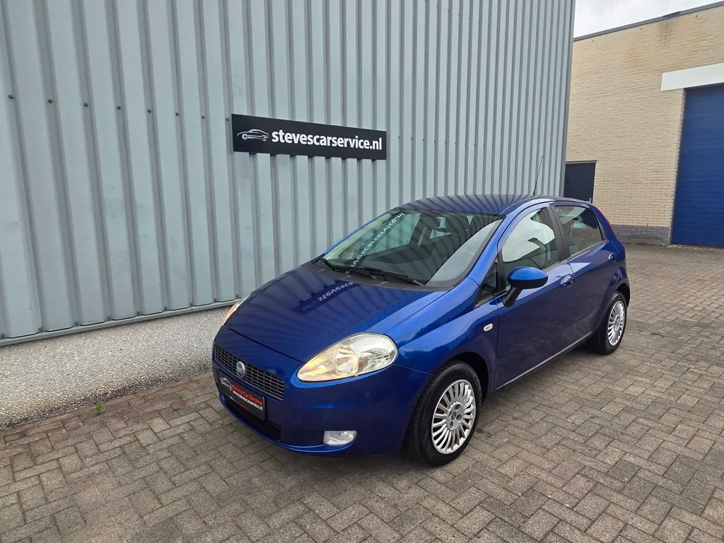 Fiat Grande Punto (2005) — foto 1
