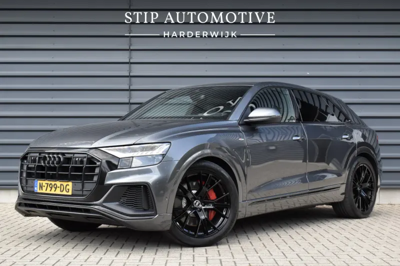 Audi Q8 (2021)