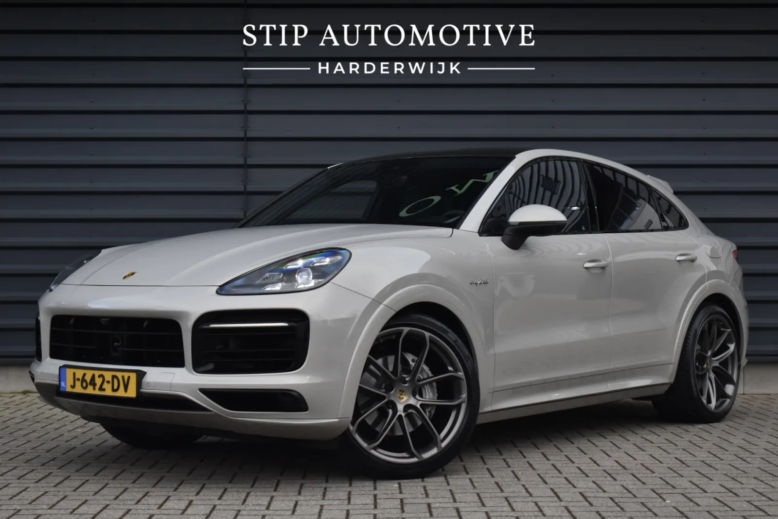 Porsche Cayenne (2020) — foto 1
