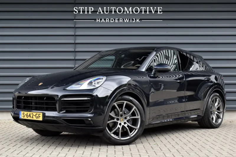 Porsche Cayenne (2023)