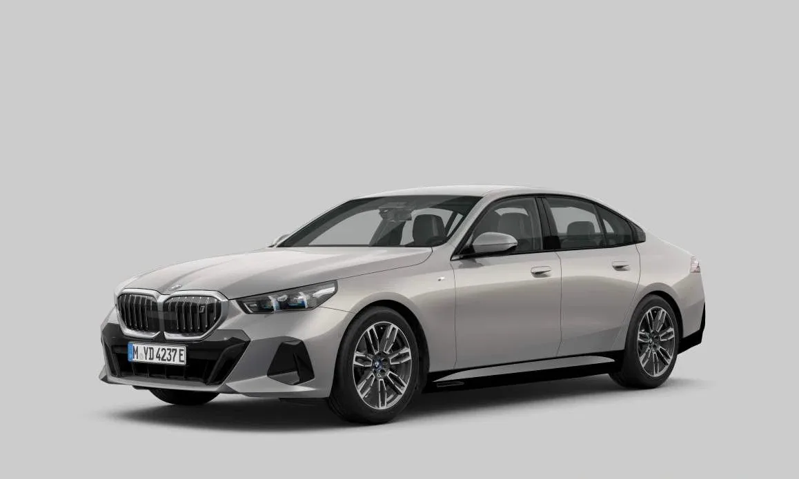 BMW i5 (2025) — foto 1