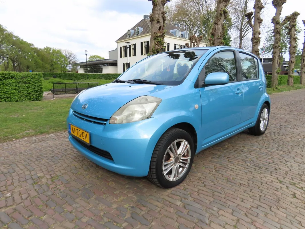 Daihatsu Sirion (2006) — foto 1