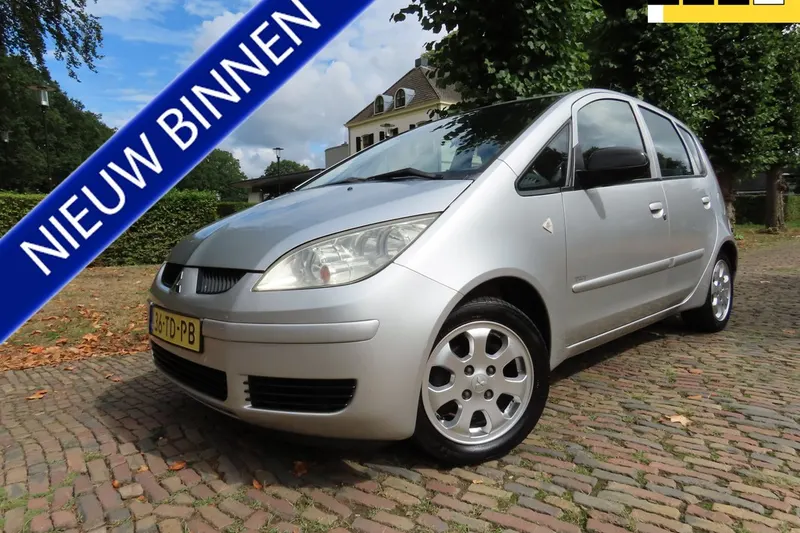 Mitsubishi Colt (2006)