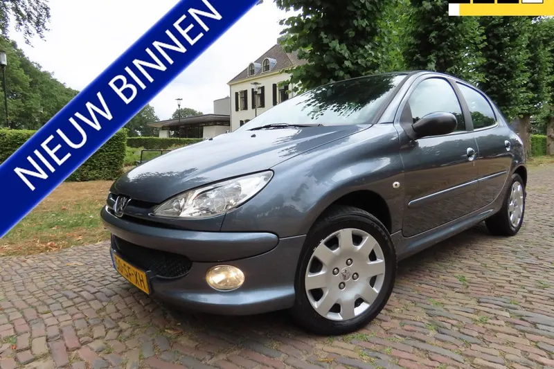 Peugeot 206 (2027)