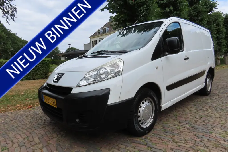Peugeot Expert (2010)