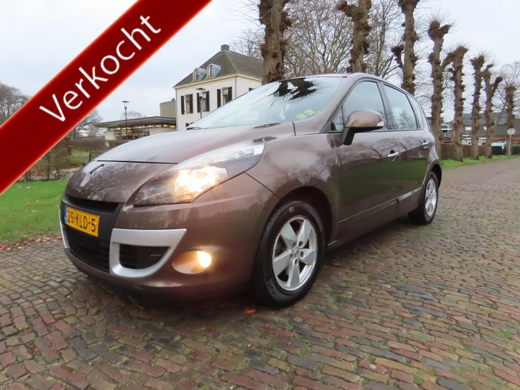 Renault Scénic (2010) — foto 1