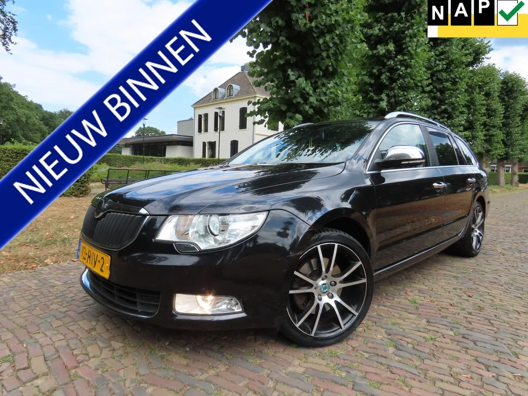 Škoda Superb (2011) — foto 1