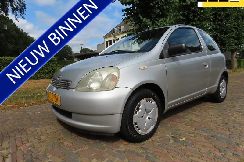 Toyota Yaris (2002)