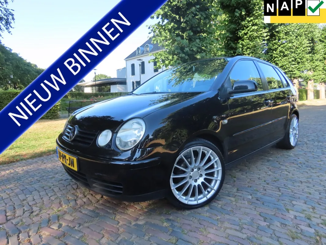 Volkswagen Polo (2004) — foto 1
