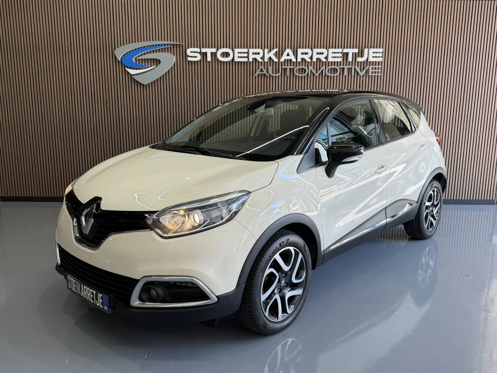 Renault Captur (2014) — foto 1