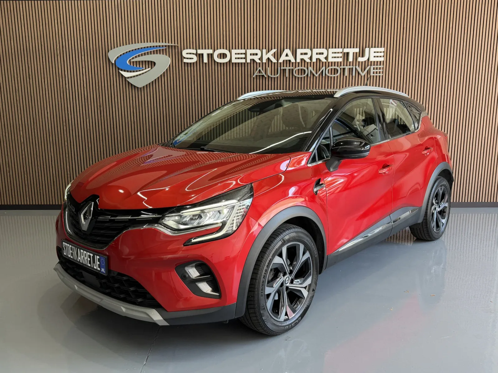 Renault Captur (2020) — foto 1