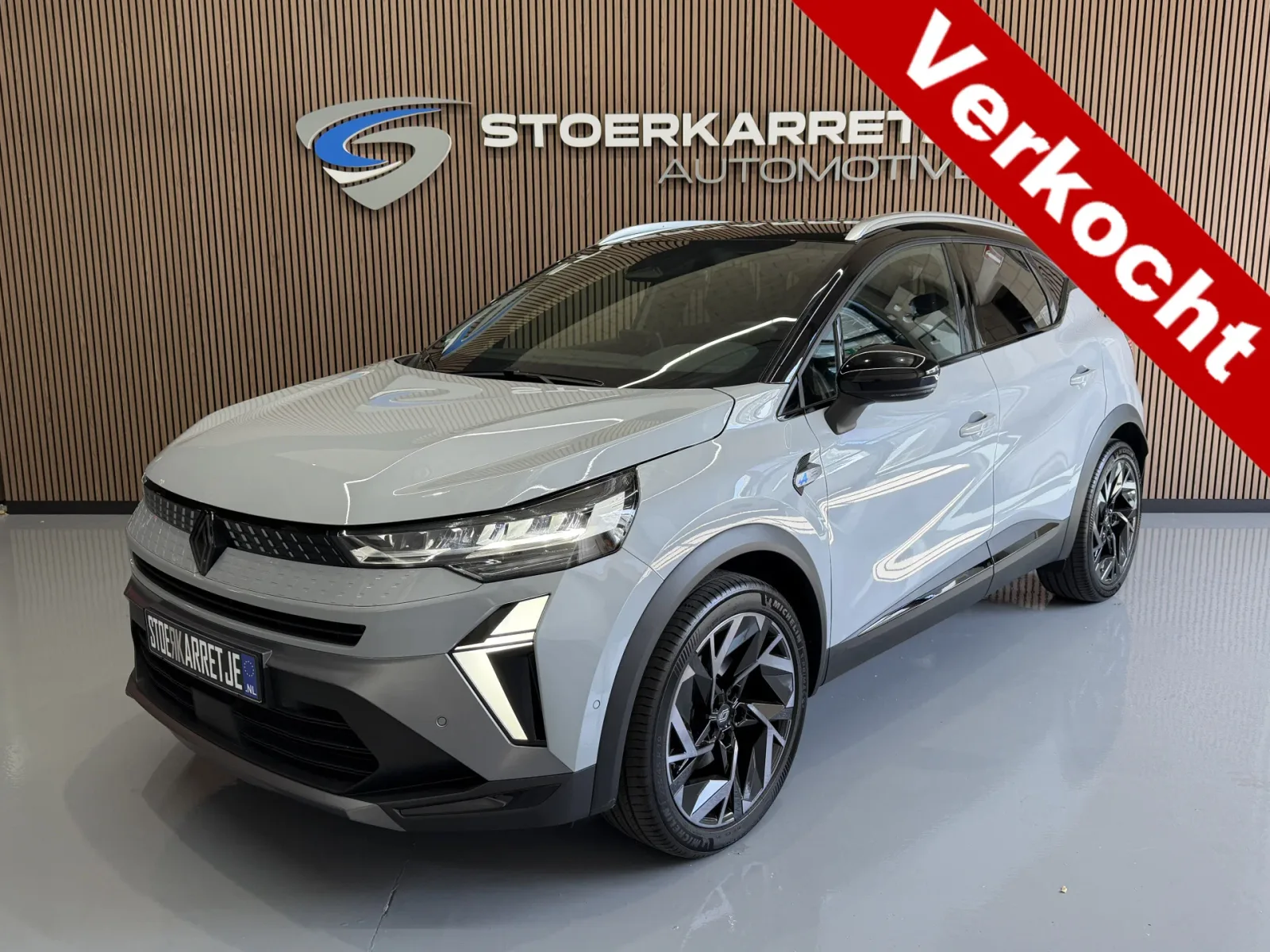 Renault Captur (2024) — foto 1