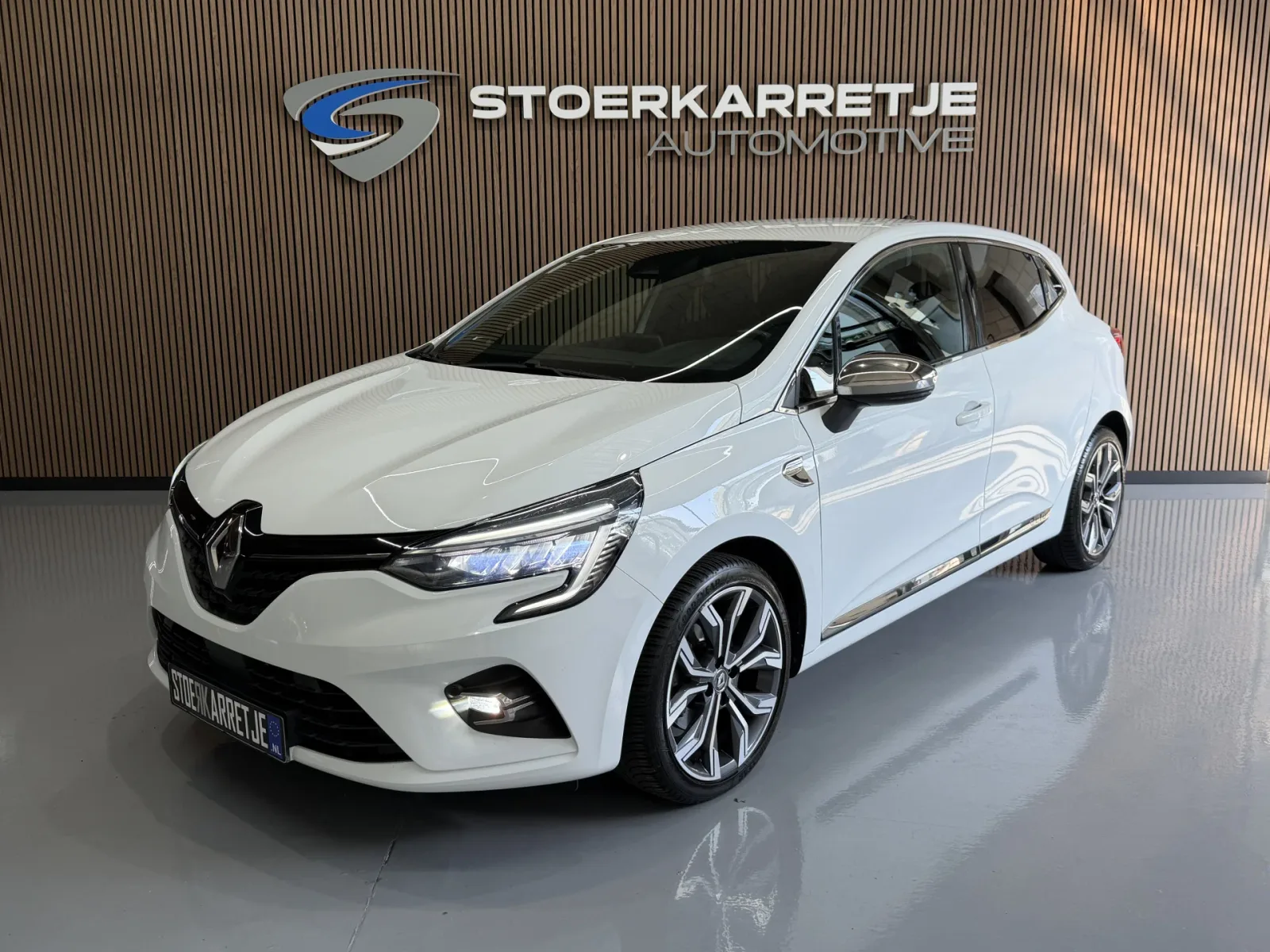 Renault Clio (2020) — foto 1